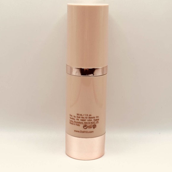 Doll 10 HydraLuxe Smoothing Foundation 1 Fl Oz Shade Medium - Picture 9 of 10